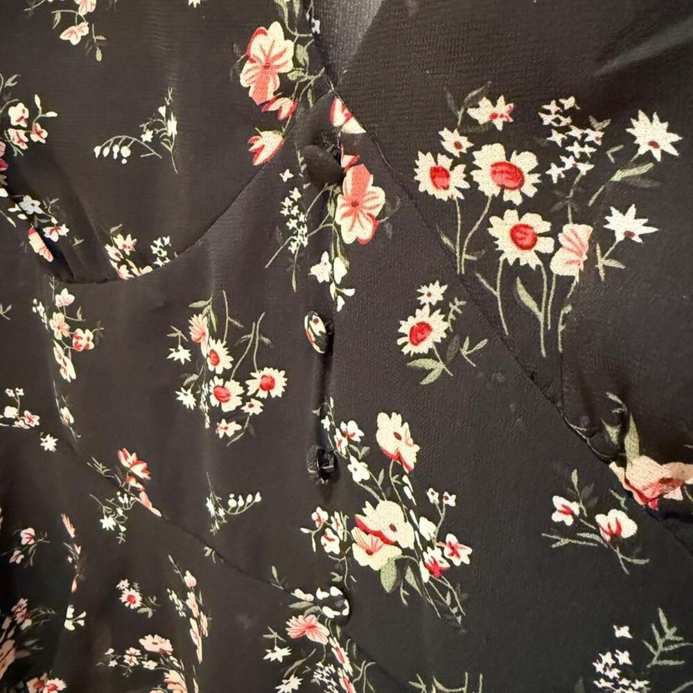 Wild Jasmine Boutique Brand Women's Black & Pink Floral Cottagecore Blouse - Picture 3 of 6
